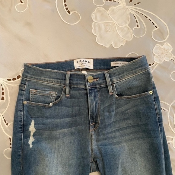 Frame Le Skinny Jeans - Picture 7 of 9